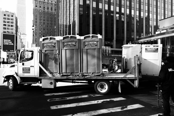 Best Porta potty rental for outdoor events  in Summit, IL